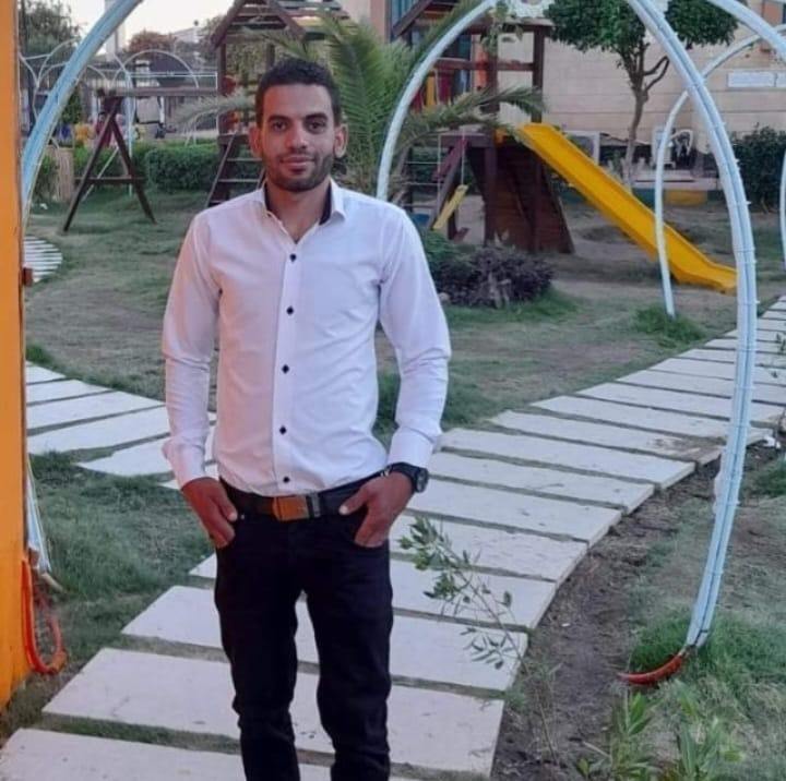 this is the picture of abo hozifa this is the picture of abo hozifa